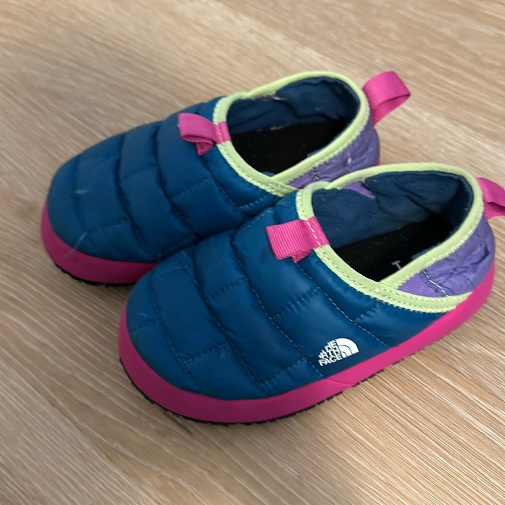 Thermoball traction mules